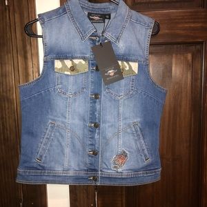 Women’s size medium Harley Davidson denim vest